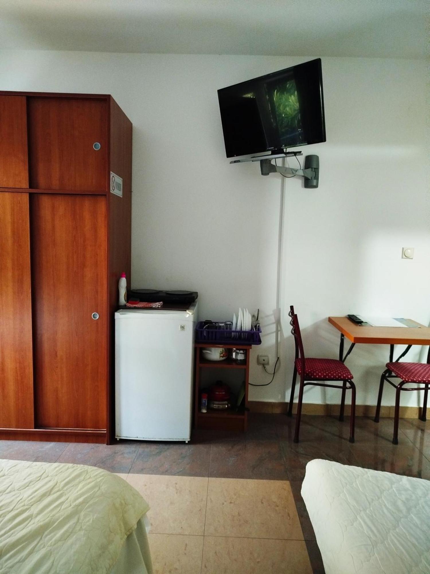 Mijovic Apartments Будва Екстериор снимка